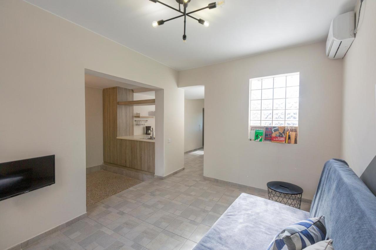 Psirri Place Economy Apartments Centrally Located Athene Buitenkant foto